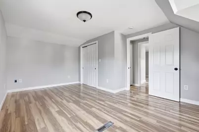 3 Hendricks St, Avon, MA 02322 - Photo 5