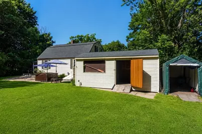 39 Harkins St, Clinton, MA 01510 - Photo 31