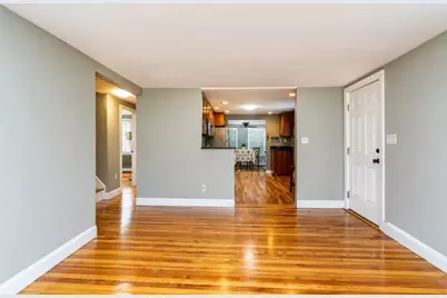 39 Harkins St, Clinton, MA 01510 - Photo 7