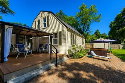 39 Harkins St, Clinton, MA 01510 - Photo 5