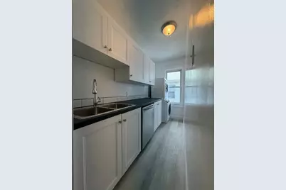 19 Endicott #3, Worcester, MA 01610 - Photo 3