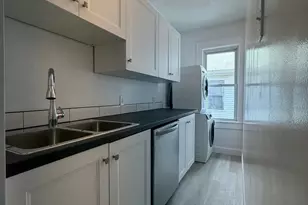 19 Endicott, Worcester, MA 01610 - Photo 3