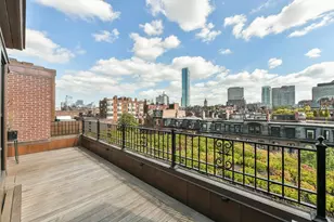 298 Beacon St, Boston, MA 02116 - Photo 11