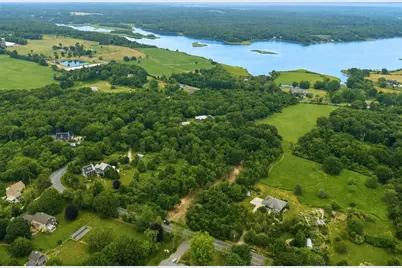 536 Horseneck Road, Dartmouth, MA 02748 - Photo 5