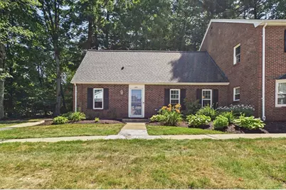 205 Erin Rd #205, Stoughton, MA 02072 - Photo 3