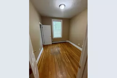 32 Warren St #1, Taunton, MA 02780 - Photo 9