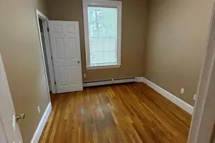 32 Warren St, Taunton, MA 02780 - Photo 9