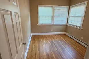 32 Warren St, Taunton, MA 02780 - Photo 7