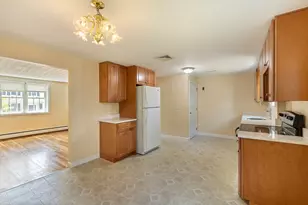 15 Walnut St, Needham, MA 02492 - Photo 9