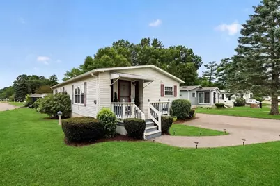 46 Leisurewoods Drive, Rockland, MA 02370 - Photo 1