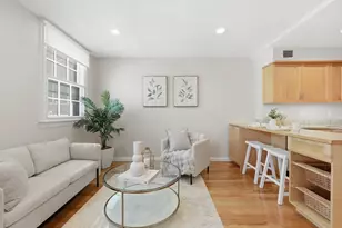 21 Bowdoin St, Boston, MA 02114 - Photo 5