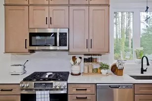 11 Woodland Ln, Belchertown, MA 01007 - Photo 19