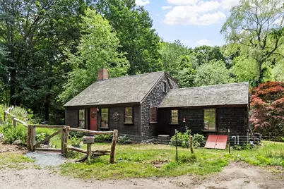 36 East Street, Hingham, MA 02043 - Photo 1
