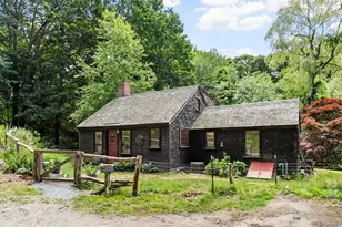 36 East St, Hingham, MA 02043 - Photo 1