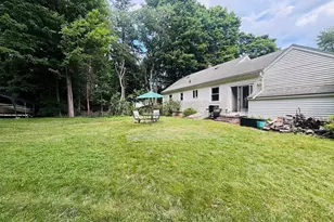 86 Mechanic St, Foxboro, MA 02035 - Photo 23