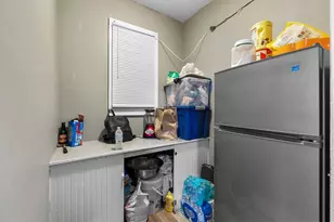 46 Theodore St, Boston, MA 02124 - Photo 17