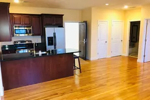 100 Fellsway W, Somerville, MA 02145 - Photo 11