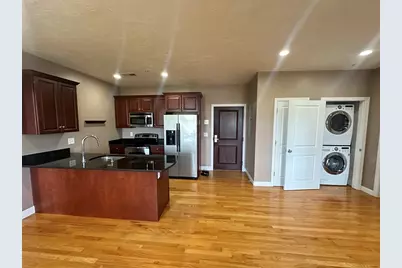 100 Fellsway West #401, Somerville, MA 02145 - Photo 7