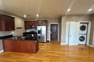 100 Fellsway W, Somerville, MA 02145 - Photo 7