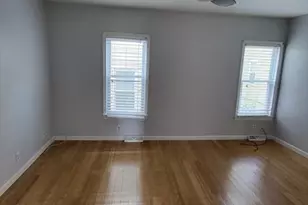 10 Rockdale Ave, Lowell, MA 01854 - Photo 11