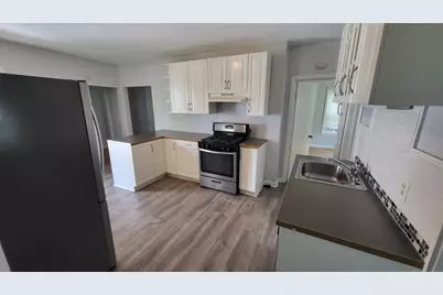 10 Rockdale Avenue #10, Lowell, MA 01854 - Photo 3