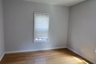 10 Rockdale Ave, Lowell, MA 01854 - Photo 13