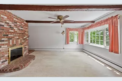 18 Quebec Ct, Lynn, MA 01905 - Photo 13