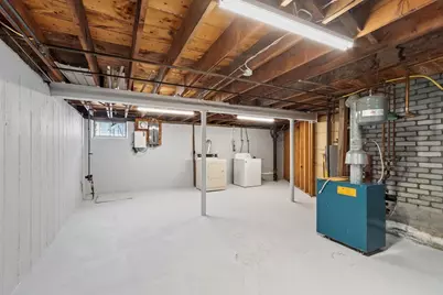 18 Quebec Ct, Lynn, MA 01905 - Photo 33