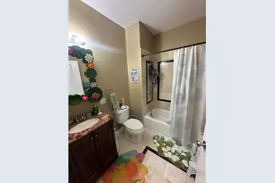 100 Fellsway West #402, Somerville, MA 02145 - Photo 9