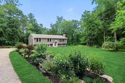 4 Pleasant St, Norwell, MA 02061 - Photo 3