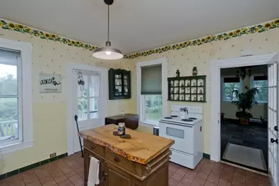 102 Church Street, Ware, MA 01082 - Photo 29