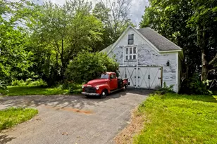 102 Church St, Ware, MA 01082 - Photo 7