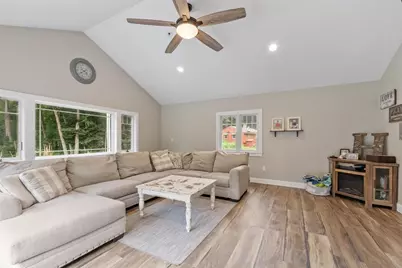 241 Reservoir Rd, Lunenburg, MA 01462 - Photo 19