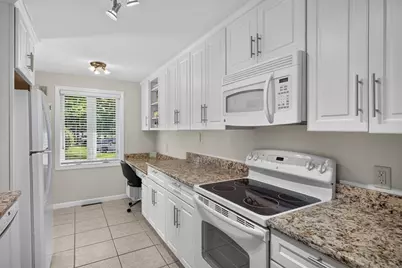 90 Forest Glade #90, Falmouth, MA 02536 - Photo 7