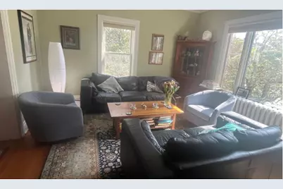 34 Woodcliff Rd, Newton, MA 02461 - Photo 3