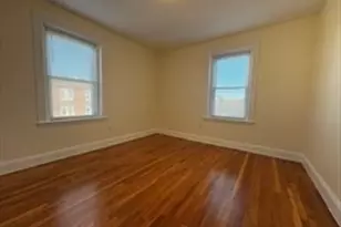73 Thatcher St, Brookline, MA 02446 - Photo 13