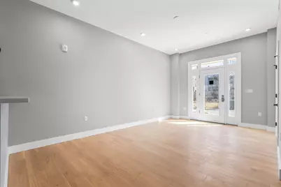 60 Cross St E #105, Somerville, MA 02145 - Photo 9