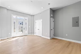 60 Cross St E, Somerville, MA 02145 - Photo 7