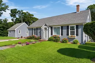 21 W Spring St, Tisbury, MA 02568 - Photo 1