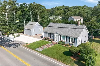 21 W Spring St, Tisbury, MA 02568 - Photo 27