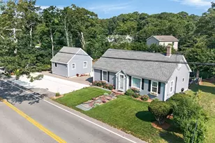21 W Spring St, Tisbury, MA 02568 - Photo 27