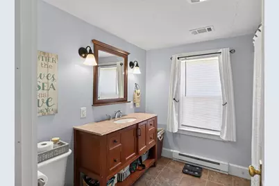 21 W Spring St, Tisbury, MA 02568 - Photo 19
