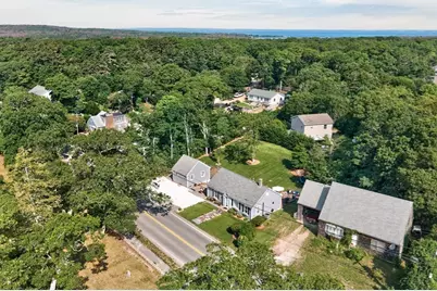 21 W Spring St, Tisbury, MA 02568 - Photo 3