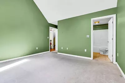 8 Paxton Ct #8, Grafton, MA 01536 - Photo 19
