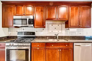 8 Paxton Court, Grafton, MA 01536 - Photo 3