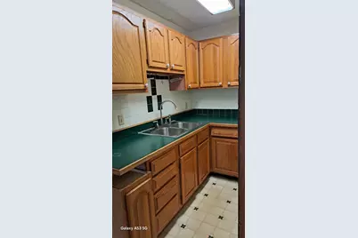 7 Preston St, Worcester, MA 01610 - Photo 29