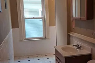 7 Preston St, Worcester, MA 01610 - Photo 25