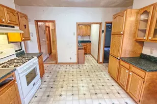 7 Preston St, Worcester, MA 01610 - Photo 5