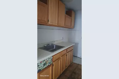 7 Preston St, Worcester, MA 01610 - Photo 21