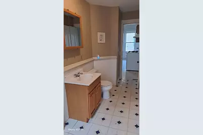 7 Preston St, Worcester, MA 01610 - Photo 23